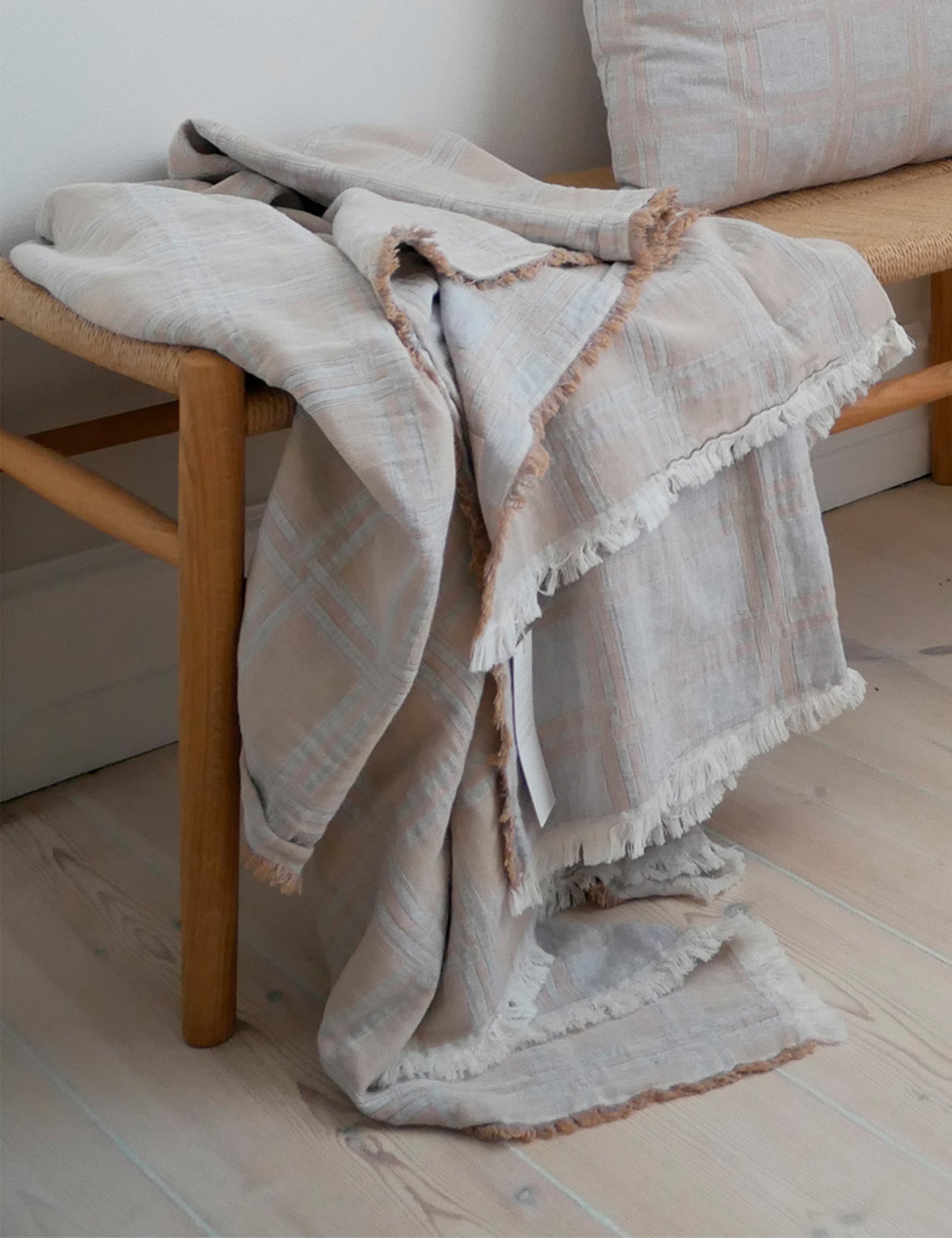 Dahlia throw – ELVANG JAPAN