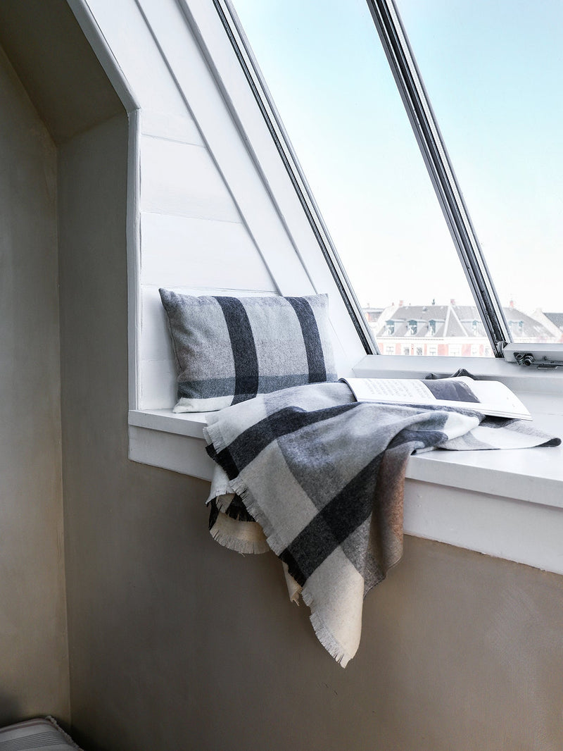 Elvang Denmark Intersection cushion 30 x 50 cm Cushion